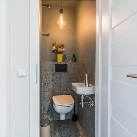 בית אירוח Cuddle - Cozy And Peaceful Place, 12 Minutes From Old Town & Seaside גדנסק